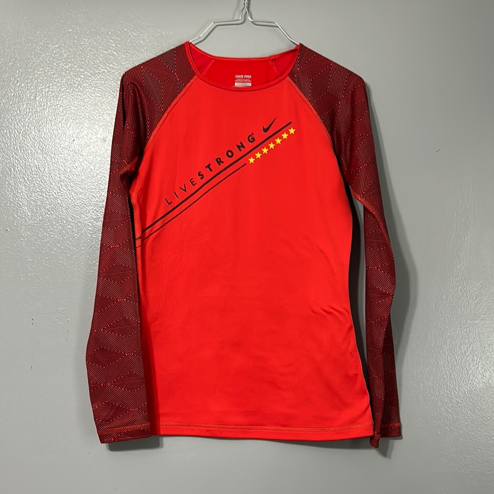 Nike Pro Hyperwarm Active Top